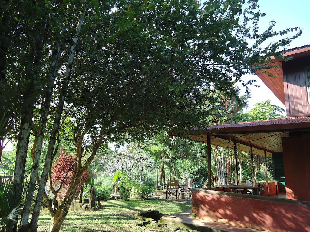 Hotel Veragua River House Sierpe エクステリア 写真